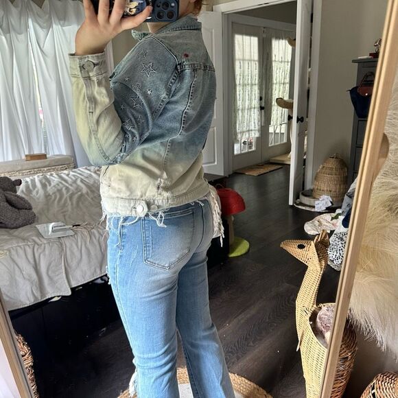 Blank NYC Women’s Extra Small Ombre Dip Dye Denim Jacket - Picture 3 of 7